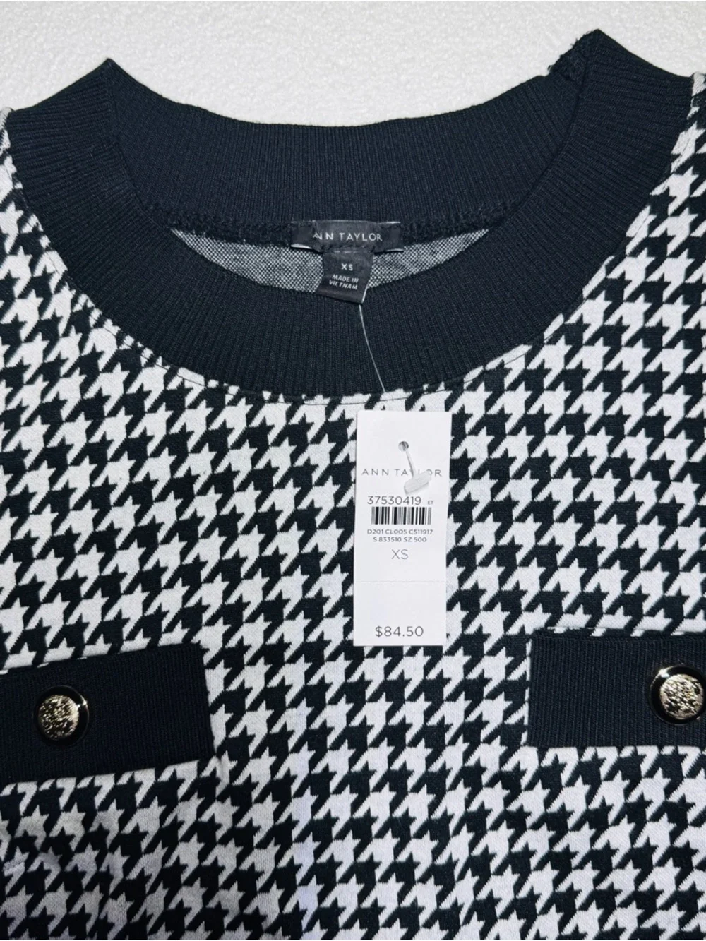 Ann Taylor Black & White Houndstooth Crewneck Sweater. Faux Pocket NWT - Picture 1 of 5